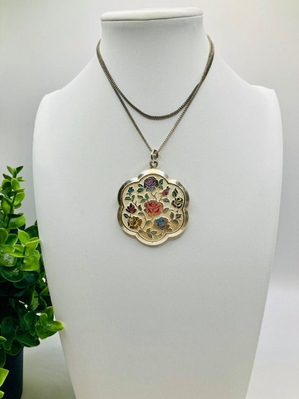 Vintage West Germany Floral Pendant Necklace -Fair Condition -61B